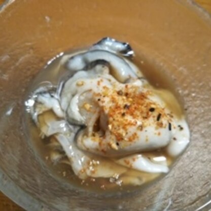 レシピ参考にさせていただきました。手作りポン酢と七味でいただきました。牡蠣は生が一番ですね！